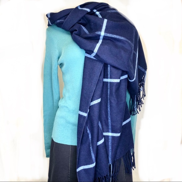 Mako and Rex women wrap NWT beautiful and trendy - Picture 2 of 7